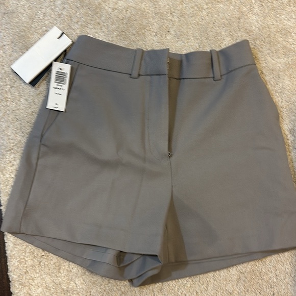 Aritzia agency shorts in excellent condition - Picture 4 of 5